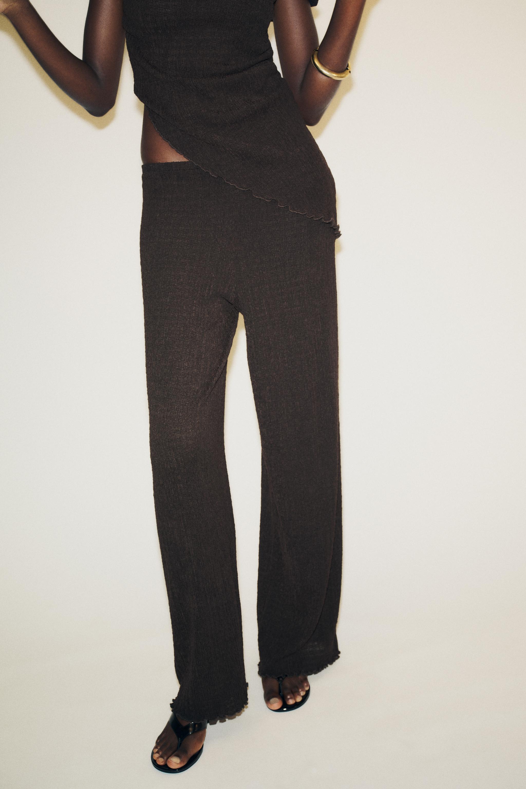 TEXTURED WIDE LEG PANTS